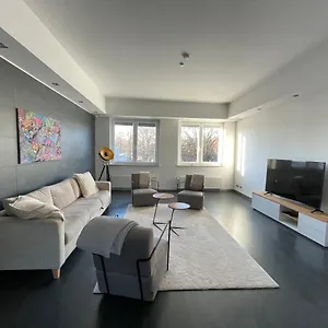 Truretreats Design Loft Fuer 8 Personen I Riesige Kueche I Echarger I 65z Smarttv I 150qm Deutschland