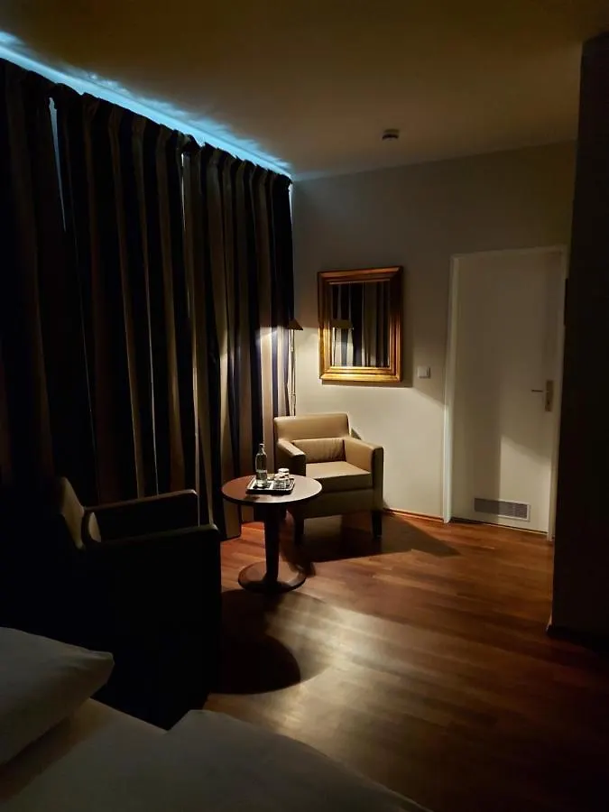 Hotel Kaiserhof Am Dom Regensburg